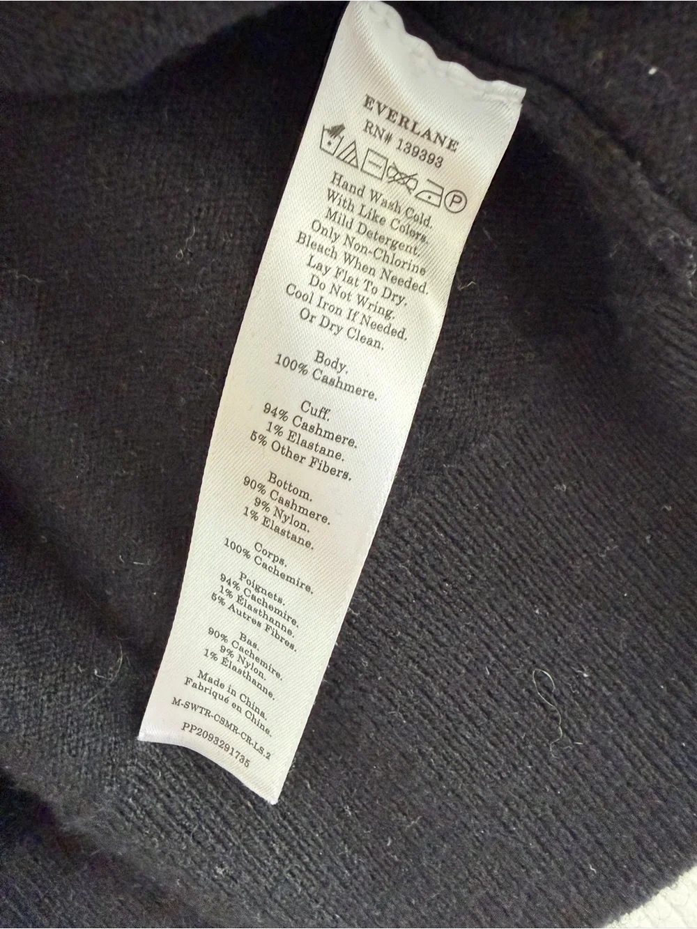 Everlane Men’s XS Black Cashmere Sweater